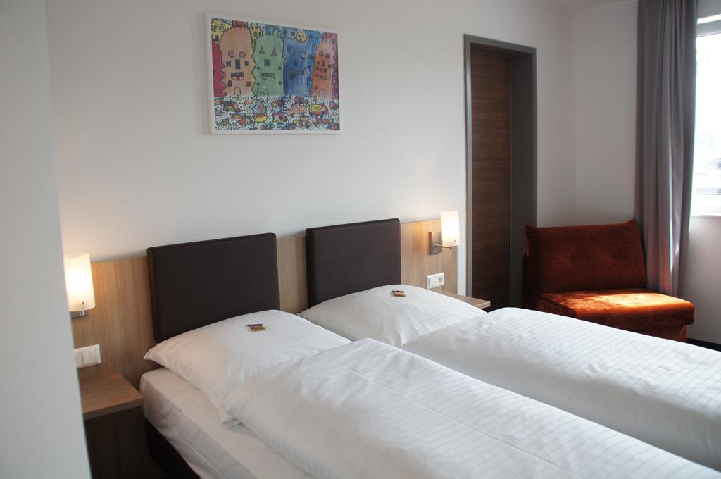 Euro Hotel Friedberg Phòng bức ảnh